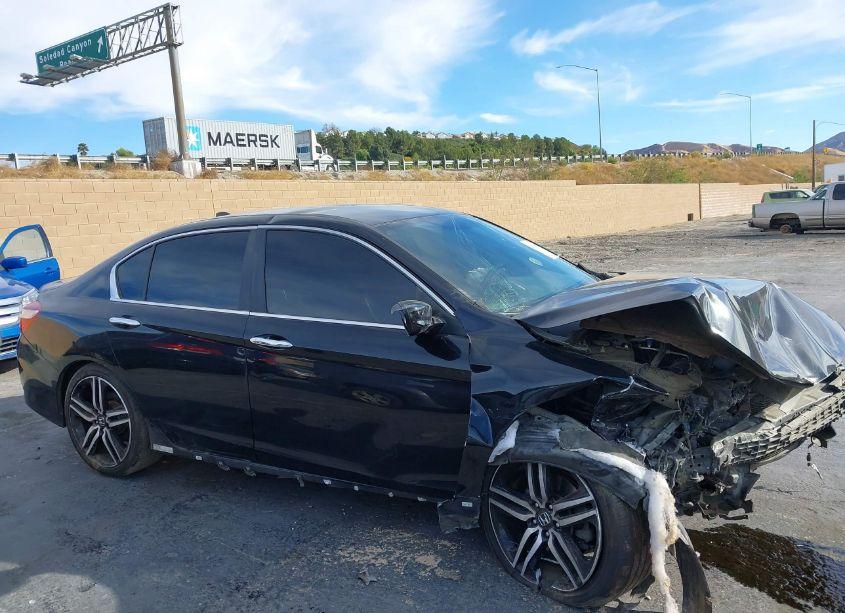 Photo 13 of 2017 Honda Accord SPORT (VIN 1HGCR2F59HA170527)