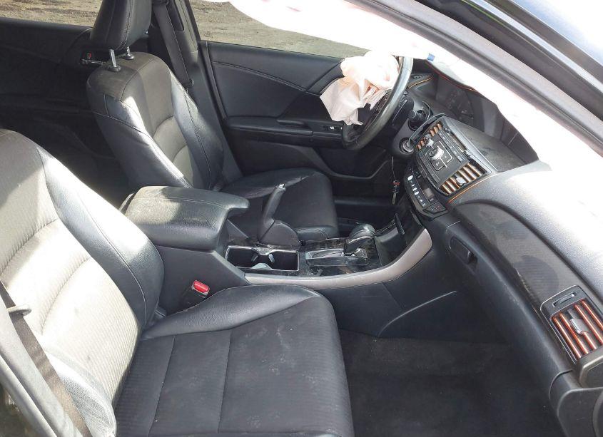 Photo 5 of 2017 Honda Accord SPORT (VIN 1HGCR2F59HA170527)