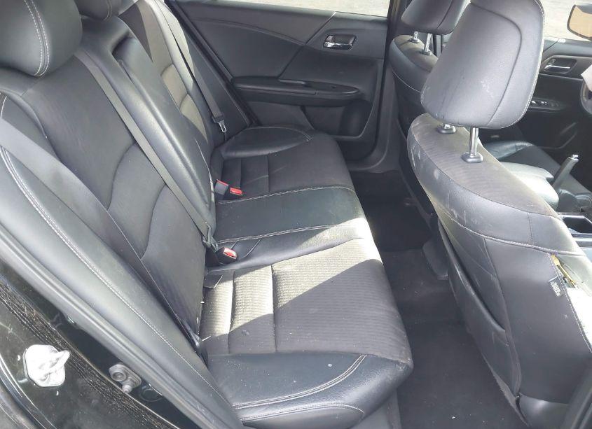 Photo 8 of 2017 Honda Accord SPORT (VIN 1HGCR2F59HA170527)