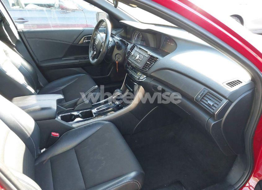 Photo 5 of 2017 Honda Accord SPORT (VIN 1HGCR2F59HA191569)