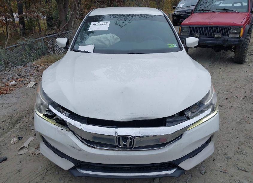 Photo 12 of 2017 Honda Accord SPORT (VIN 1HGCR2F59HA209004)