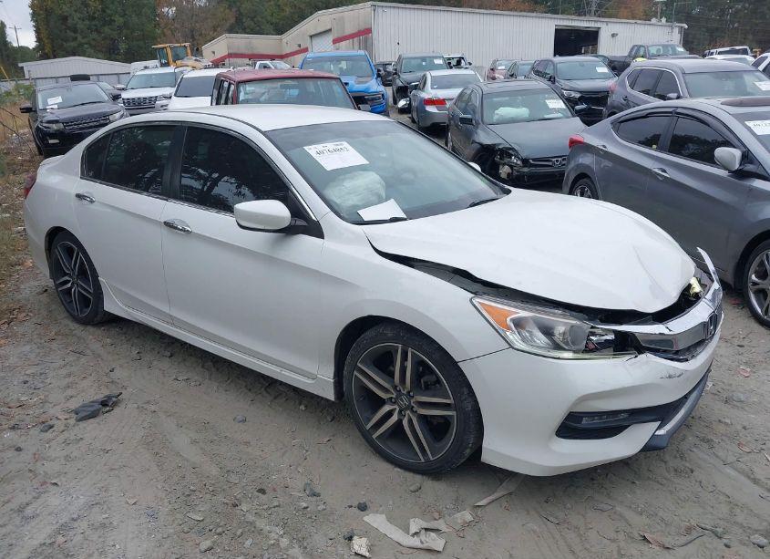 Photo 13 of 2017 Honda Accord SPORT (VIN 1HGCR2F59HA209004)