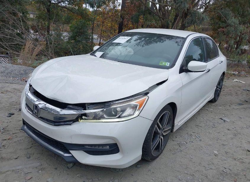 Photo 14 of 2017 Honda Accord SPORT (VIN 1HGCR2F59HA209004)