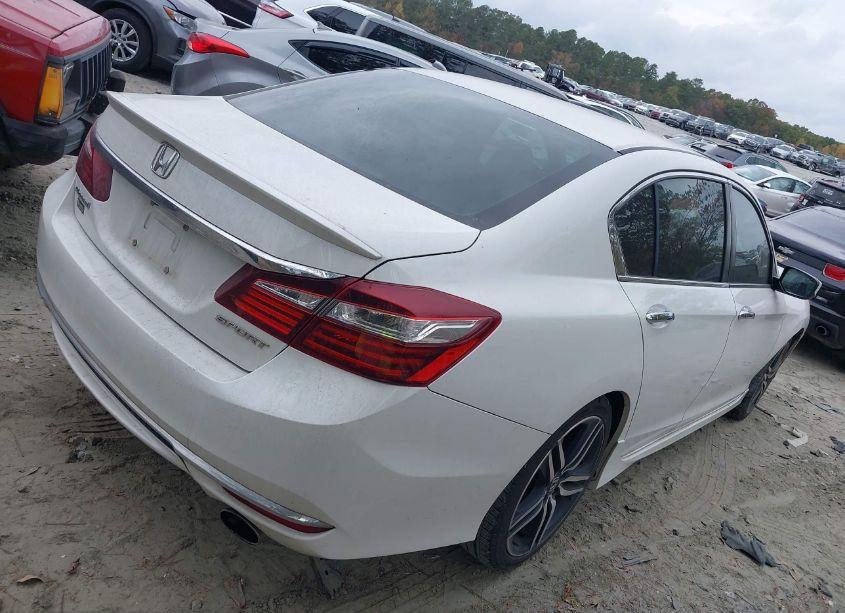 Photo 4 of 2017 Honda Accord SPORT (VIN 1HGCR2F59HA209004)