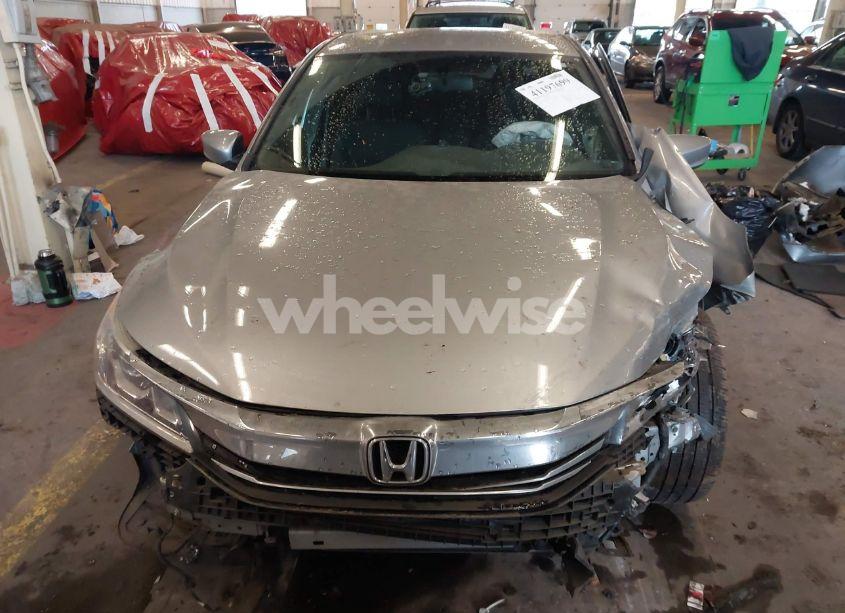 Photo 13 of 2017 Honda Accord SPORT (VIN 1HGCR2F59HA269218)