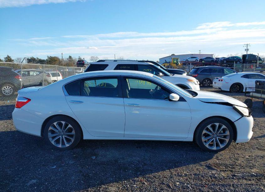 Photo 13 of 2013 Honda Accord SPORT (VIN 1HGCR2F5XDA107947)