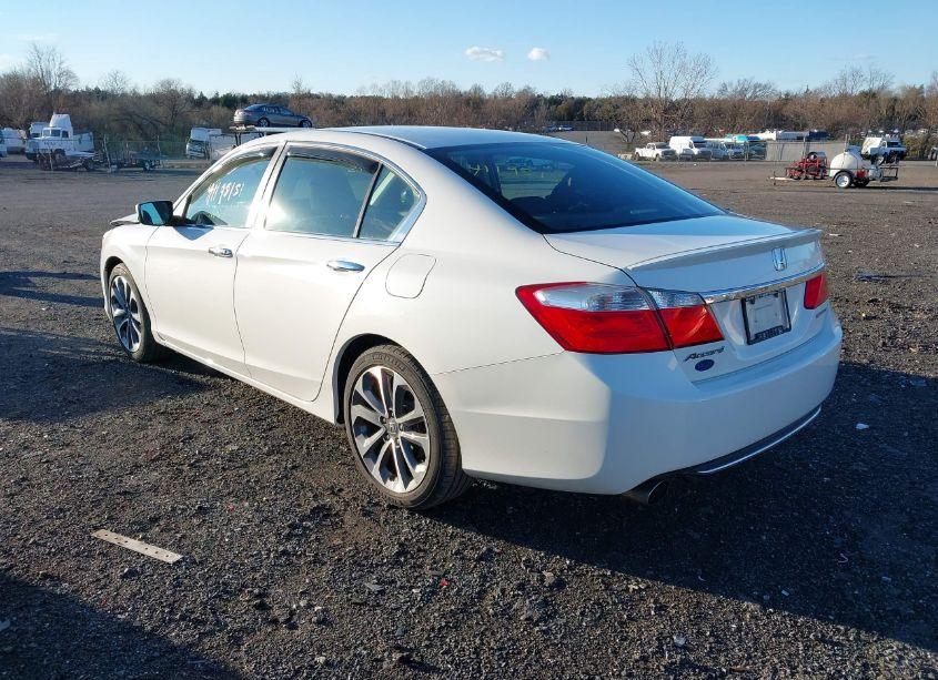 Photo 3 of 2013 Honda Accord SPORT (VIN 1HGCR2F5XDA107947)