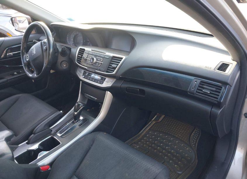 Photo 5 of 2013 Honda Accord SPORT (VIN 1HGCR2F5XDA133531)