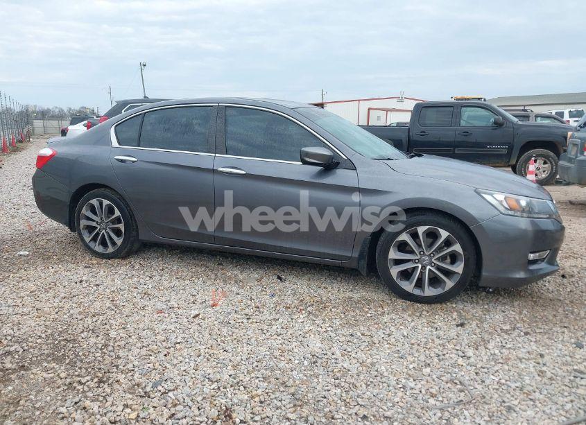 Photo 13 of 2013 Honda Accord SPORT (VIN 1HGCR2F5XDA212147)