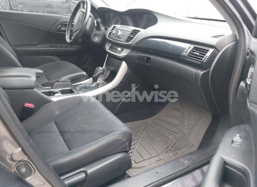 Photo 5 of 2013 Honda Accord SPORT (VIN 1HGCR2F5XDA212147)