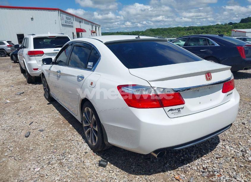 Photo 3 of 2013 Honda Accord SPORT (VIN 1HGCR2F5XDA218126)