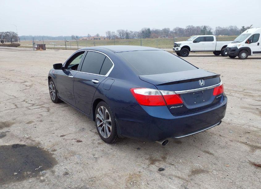 Photo 3 of 2014 Honda Accord SPORT (VIN 1HGCR2F5XEA002584)