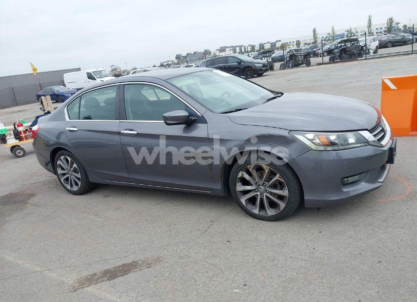 Photo 13 of 2014 Honda Accord SPORT (VIN 1HGCR2F5XEA005551)