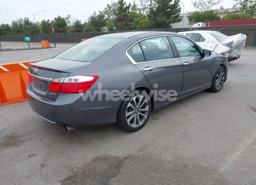 Photo 4 of 2014 Honda Accord SPORT (VIN 1HGCR2F5XEA005551)