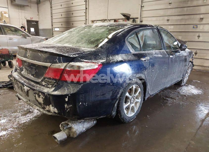 Photo 4 of 2014 Honda Accord SPORT (VIN 1HGCR2F5XEA017697)