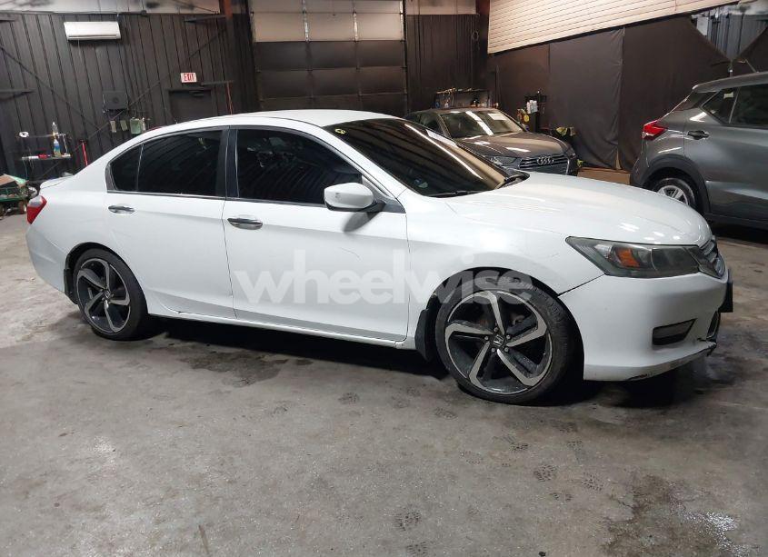 Photo 13 of 2014 Honda Accord SPORT (VIN 1HGCR2F5XEA099947)