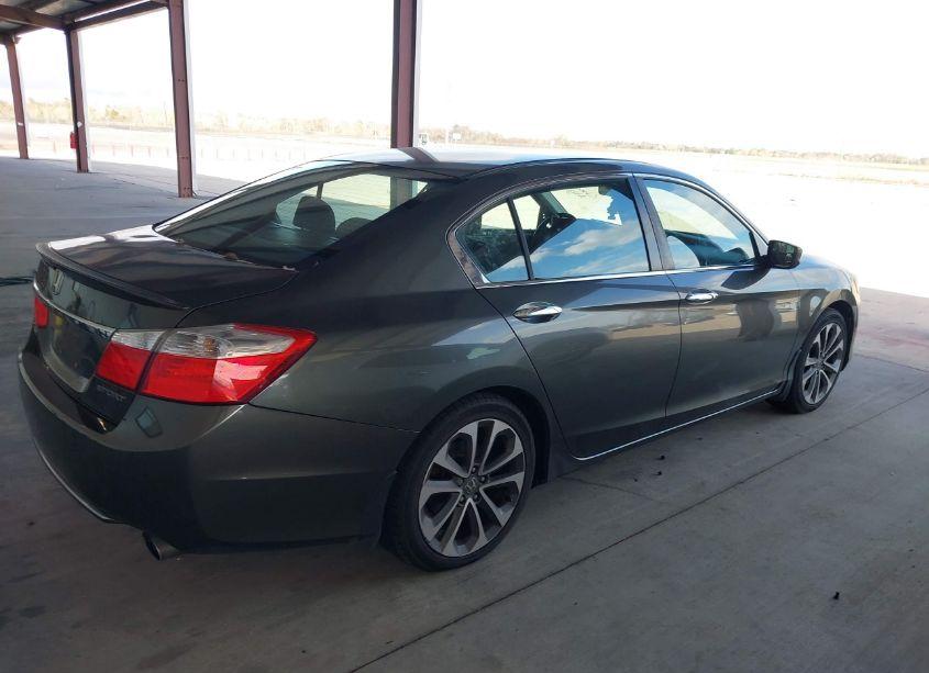 Photo 4 of 2014 Honda Accord SPORT (VIN 1HGCR2F5XEA177448)