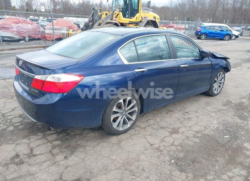 Photo 4 of 2014 Honda Accord SPORT (VIN 1HGCR2F5XEA215079)