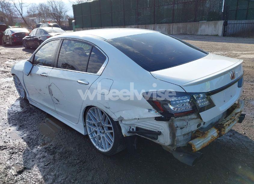 Photo 3 of 2014 Honda Accord SPORT (VIN 1HGCR2F5XEA254769)