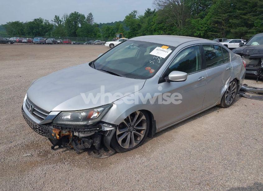 Photo 2 of 2014 Honda Accord SPORT (VIN 1HGCR2F5XEA259552)