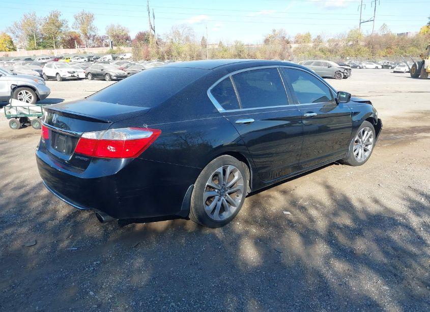 Photo 4 of 2014 Honda Accord SPORT (VIN 1HGCR2F5XEA283284)