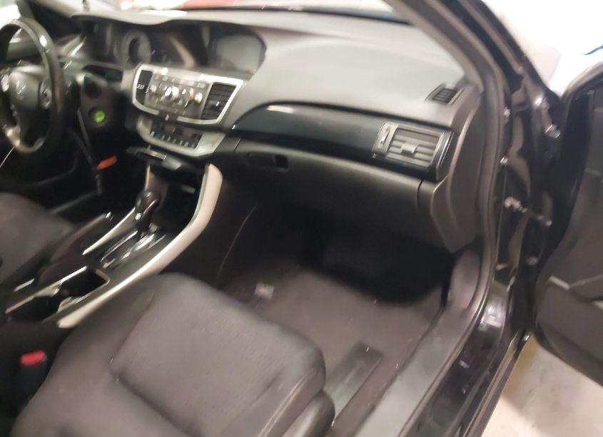 Photo 5 of 2015 Honda Accord SPORT (VIN 1HGCR2F5XFA003879)