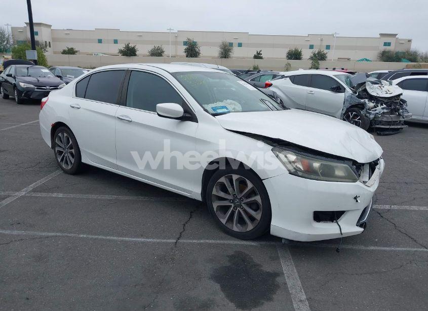 2015 Honda Accord SPORT (VIN 1HGCR2F5XFA022769) main photo