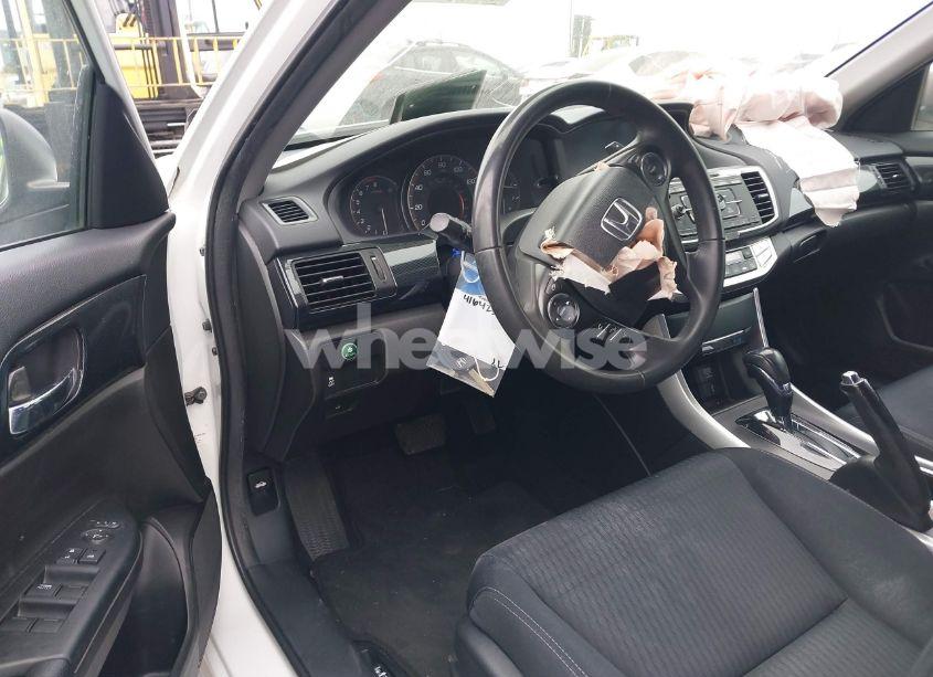 Photo 18 of 2015 Honda Accord SPORT (VIN 1HGCR2F5XFA022769)