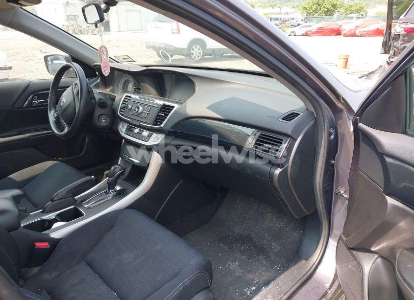 Photo 5 of 2015 Honda Accord SPORT (VIN 1HGCR2F5XFA055660)