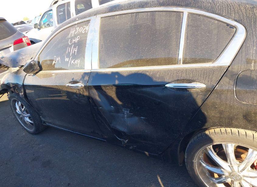 Photo 15 of 2015 Honda Accord SPORT (VIN 1HGCR2F5XFA069235)