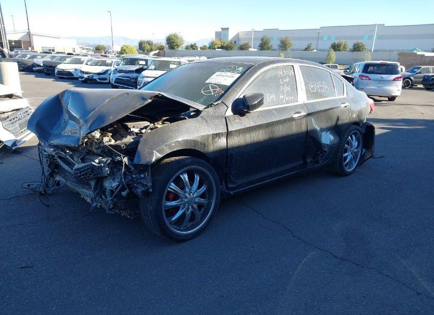 Photo 2 of 2015 Honda Accord SPORT (VIN 1HGCR2F5XFA069235)