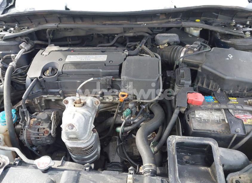 Photo 10 of 2015 Honda Accord SPORT (VIN 1HGCR2F5XFA086763)