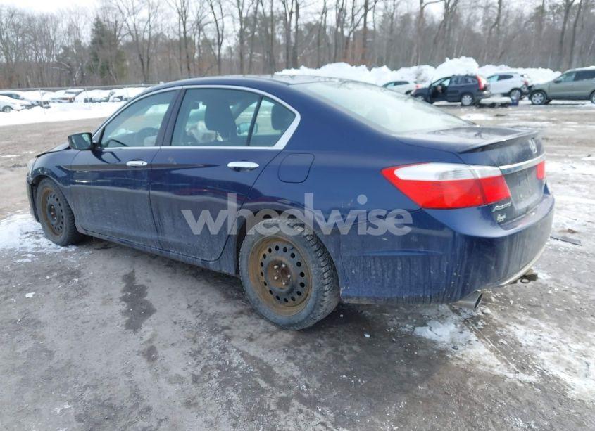 Photo 3 of 2015 Honda Accord SPORT (VIN 1HGCR2F5XFA086763)