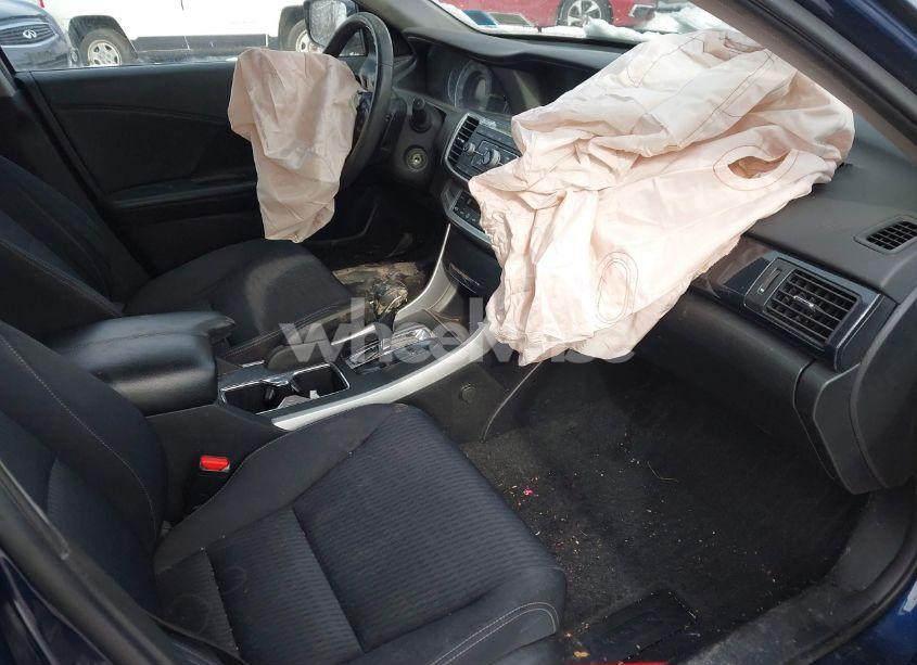 Photo 5 of 2015 Honda Accord SPORT (VIN 1HGCR2F5XFA086763)