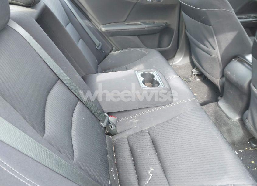 Photo 8 of 2015 Honda Accord SPORT (VIN 1HGCR2F5XFA086763)