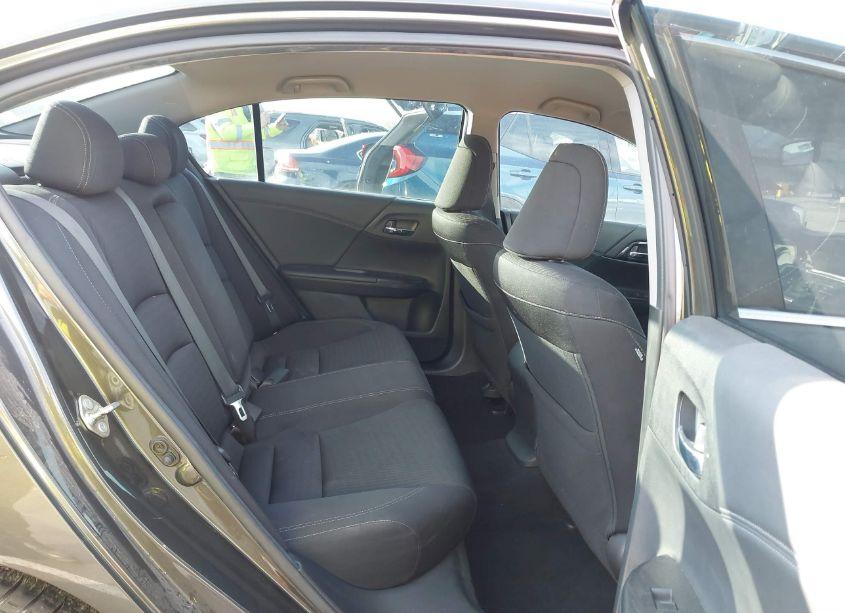 Photo 8 of 2015 Honda Accord SPORT (VIN 1HGCR2F5XFA098041)