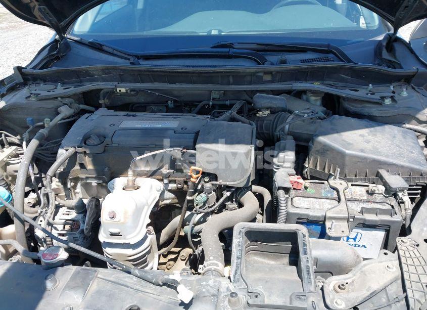 Photo 10 of 2015 Honda Accord SPORT (VIN 1HGCR2F5XFA157380)