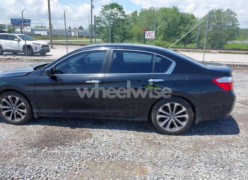 Photo 14 of 2015 Honda Accord SPORT (VIN 1HGCR2F5XFA157380)