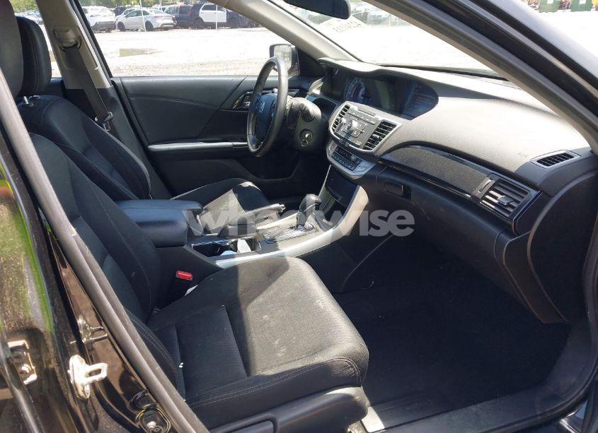 Photo 5 of 2015 Honda Accord SPORT (VIN 1HGCR2F5XFA157380)