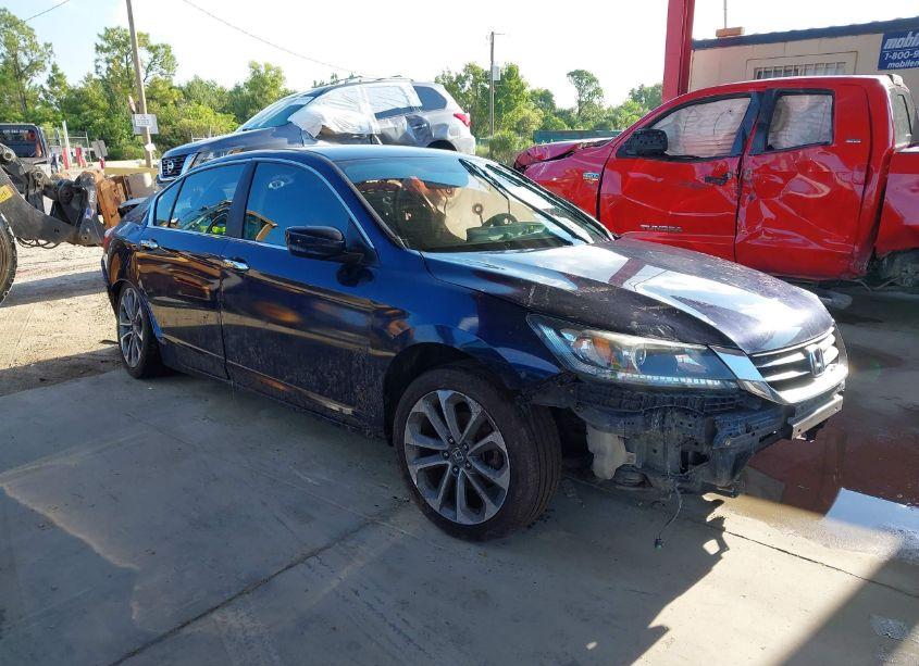 2015 Honda Accord SPORT (VIN 1HGCR2F5XFA181517) main photo