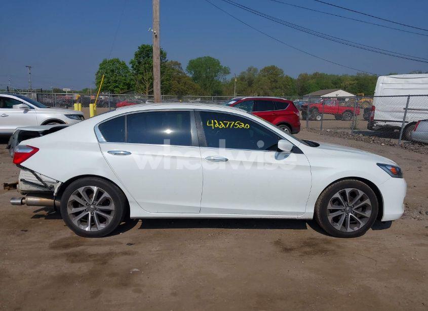 Photo 14 of 2015 Honda Accord SPORT (VIN 1HGCR2F5XFA217349)