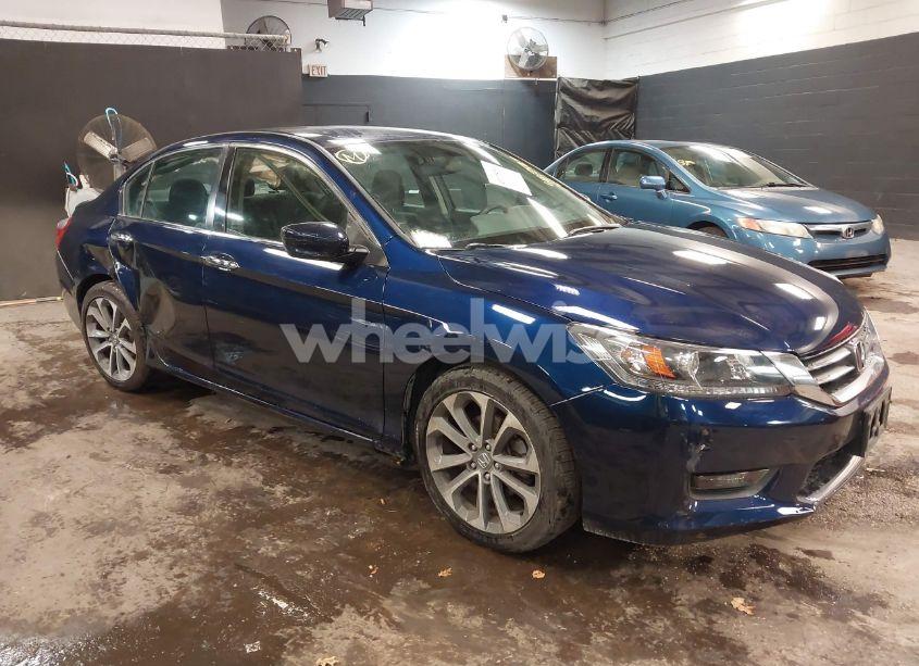 2015 Honda Accord SPORT (VIN 1HGCR2F5XFA226357) main photo