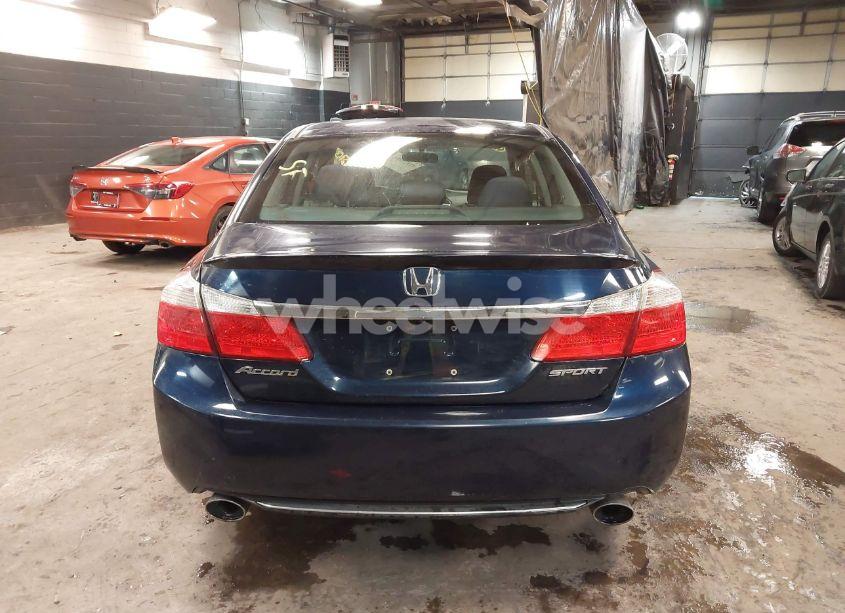 Photo 16 of 2015 Honda Accord SPORT (VIN 1HGCR2F5XFA226357)