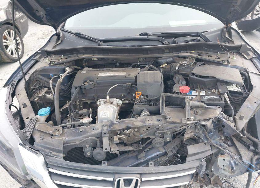 Photo 10 of 2015 Honda Accord SPORT (VIN 1HGCR2F5XFA262260)