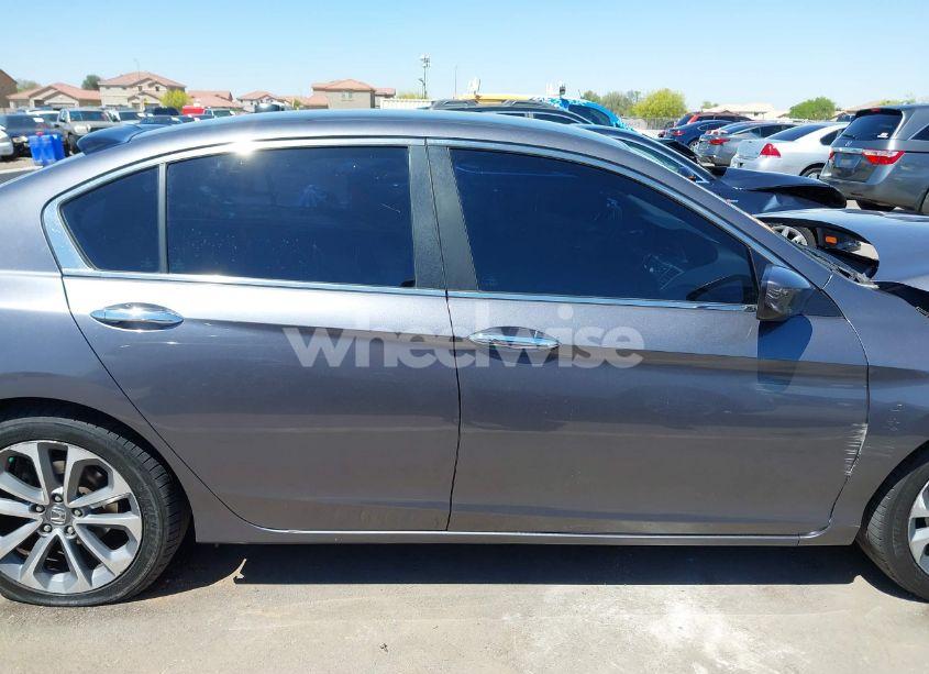 Photo 13 of 2015 Honda Accord SPORT (VIN 1HGCR2F5XFA265062)