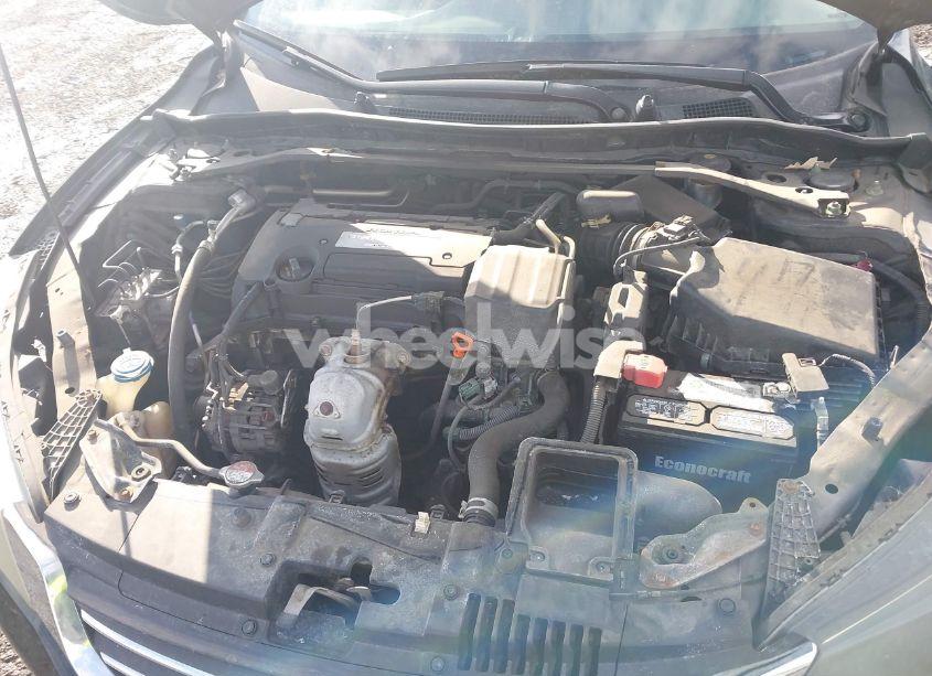 Photo 10 of 2015 Honda Accord SPORT (VIN 1HGCR2F5XFA267264)