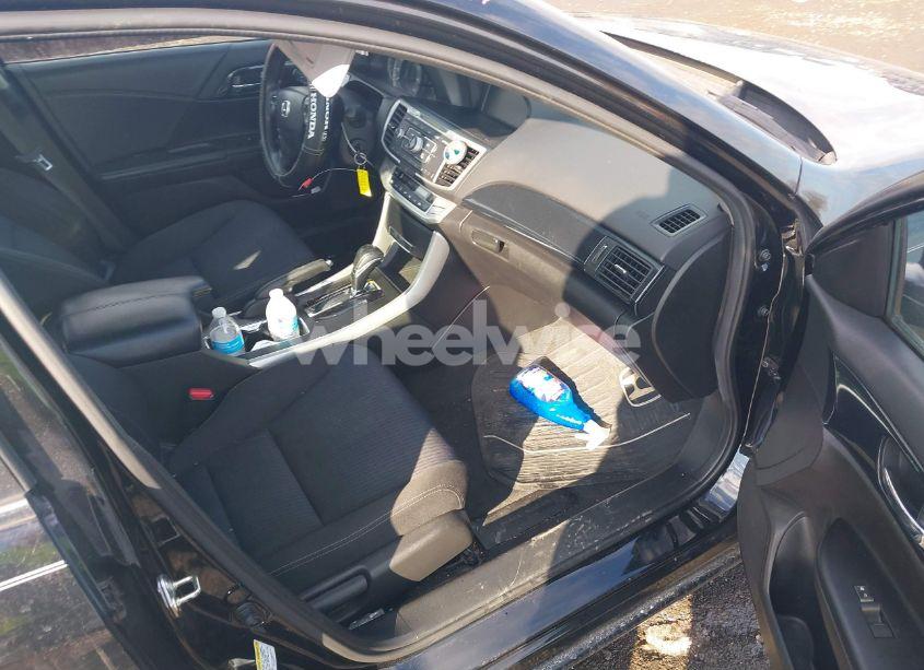 Photo 5 of 2015 Honda Accord SPORT (VIN 1HGCR2F5XFA267264)