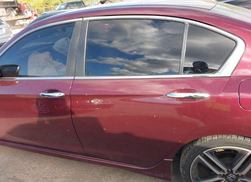 Photo 15 of 2016 Honda Accord SPORT (VIN 1HGCR2F5XGA070693)