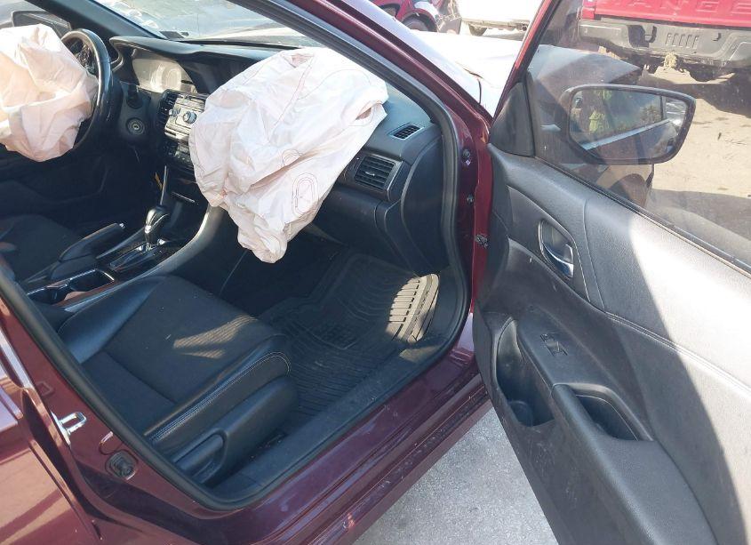 Photo 5 of 2016 Honda Accord SPORT (VIN 1HGCR2F5XGA070693)