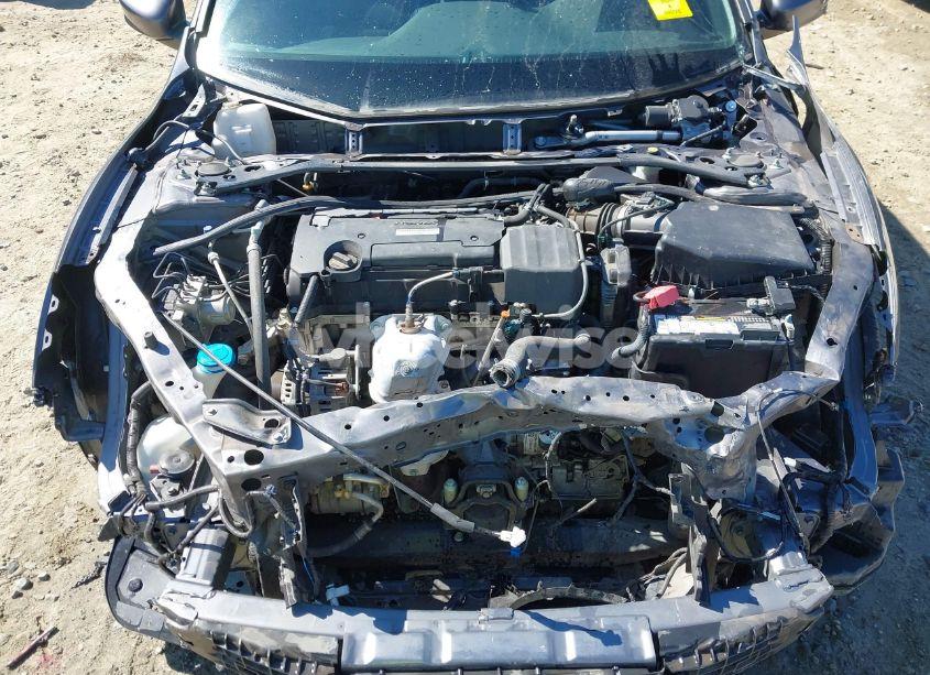 Photo 10 of 2016 Honda Accord SPORT (VIN 1HGCR2F5XGA076722)